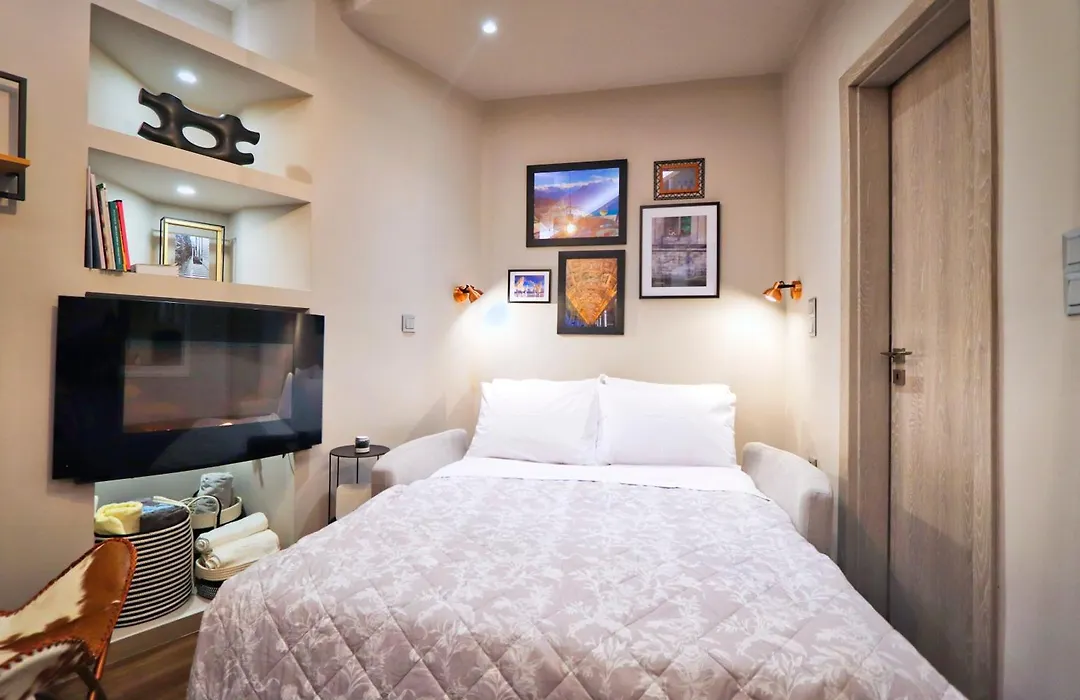 Modern Studio In Vibrant Kolonaki Area-1